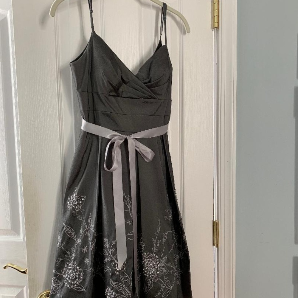 Gray Semi Formal Cocktail Dress Size 8